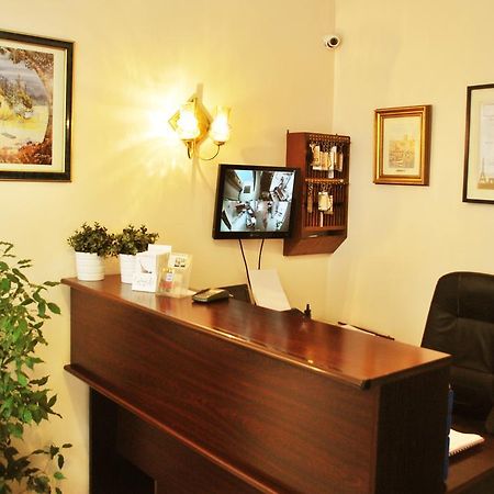 Hotel Avenir Jonquiere Париж Екстер'єр фото